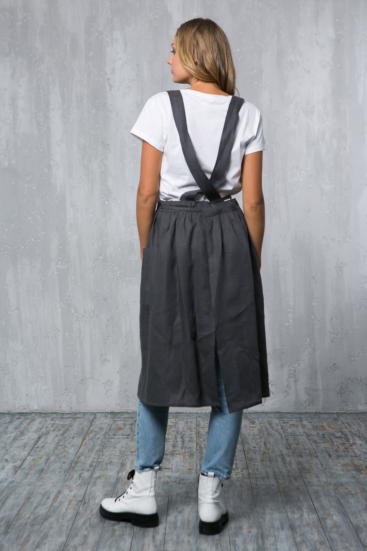 Grey linen apron, full length view