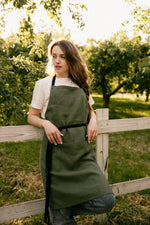 Classic unisex linen apron, linen fabric detail