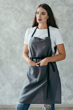 Classic unisex linen apron in grey