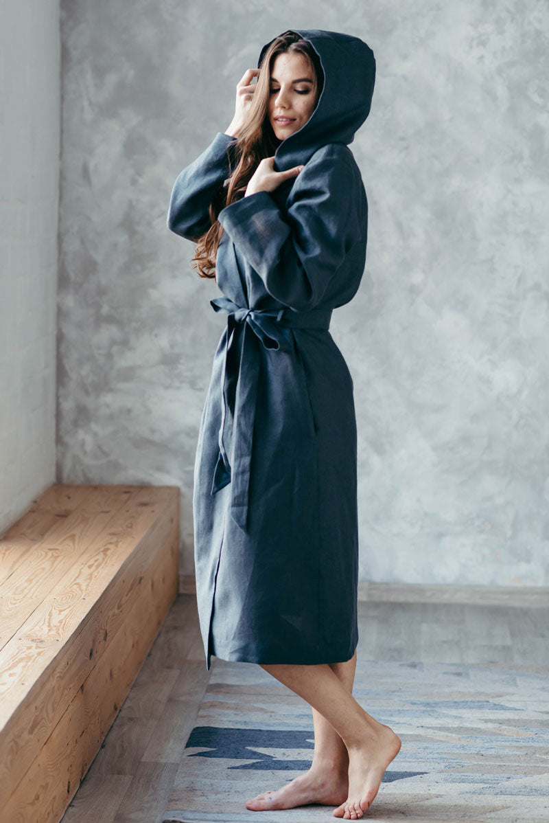 Grey hooded linen bathrobe for women
