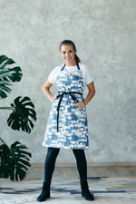 Cotton kitchen apron for women, printed apron front view
