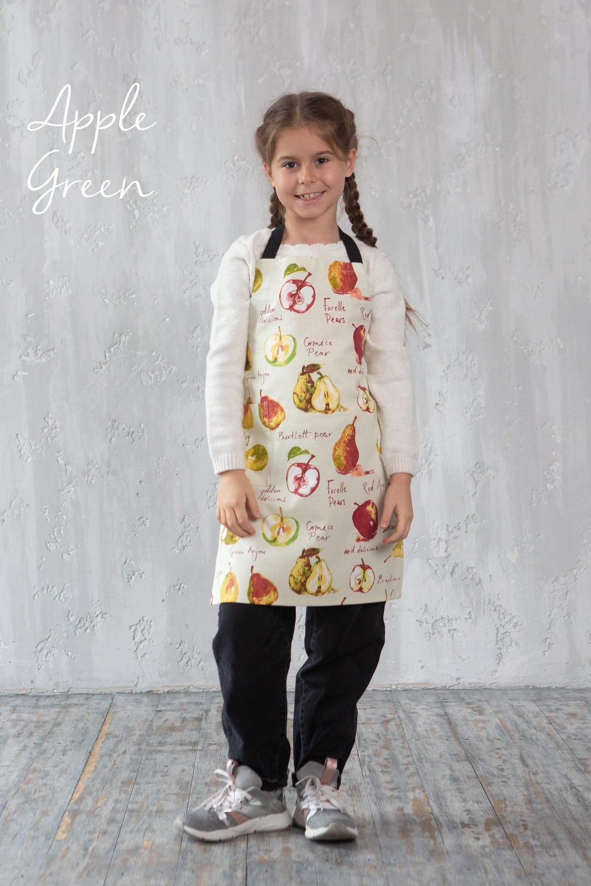 Chevron print apron, fabric and strap detail