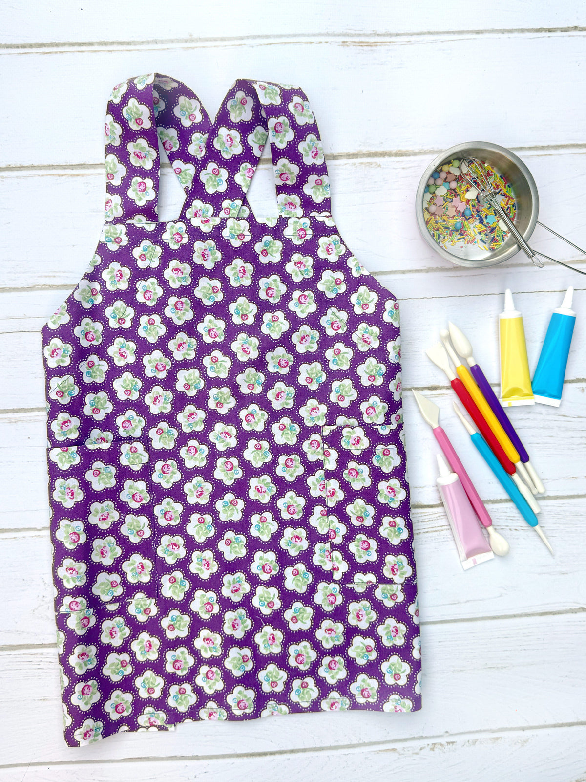 Purple floral print apron for girls