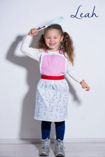 Kids lace apron for baking and crafting