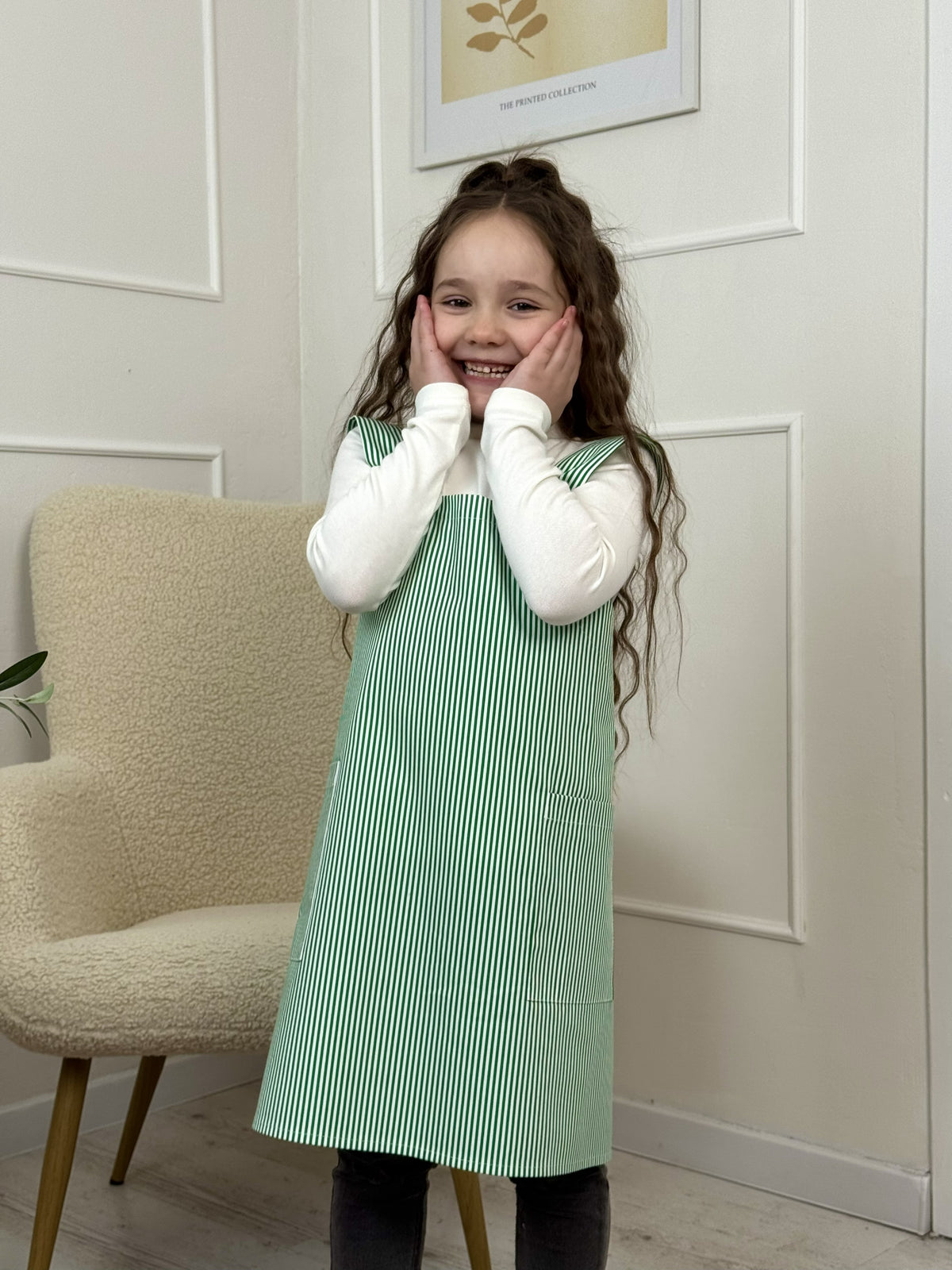 Kids smock apron, cross back strap detail