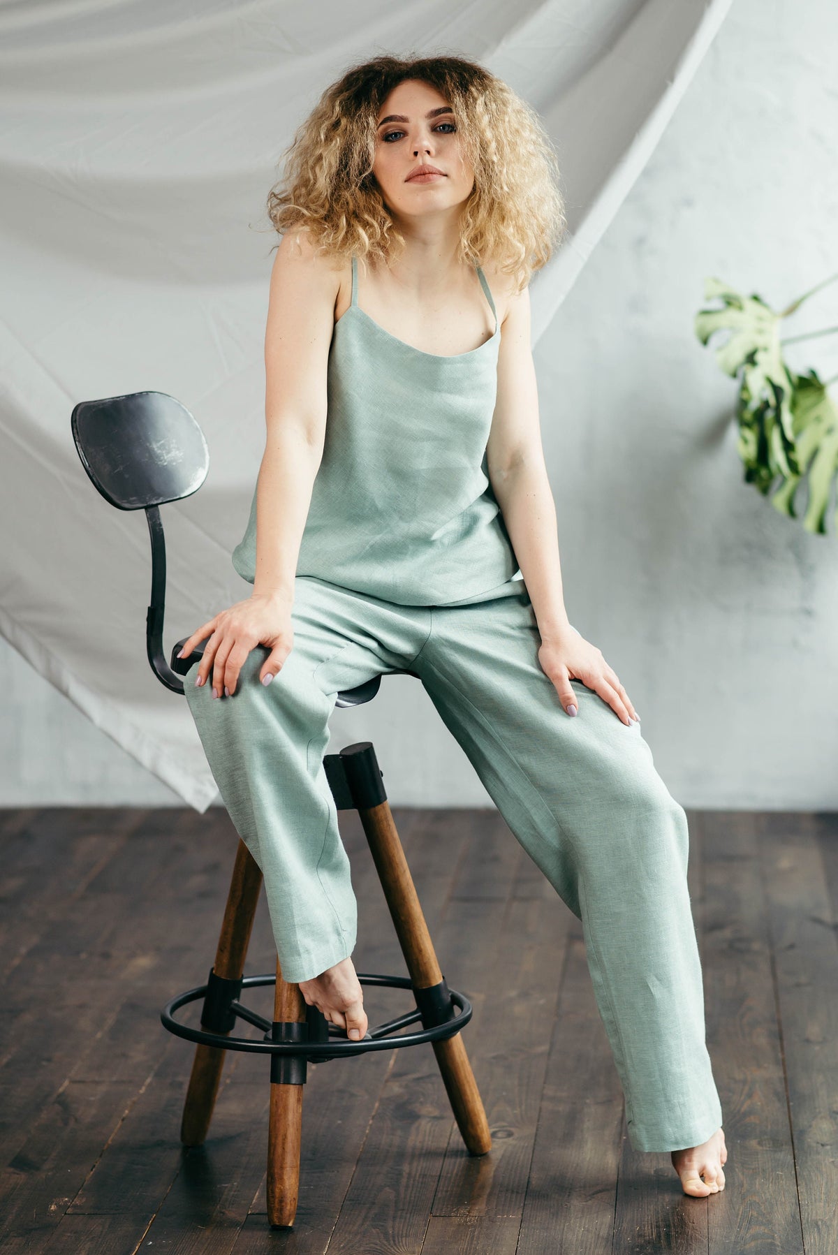 Linen cami top with adjustable straps