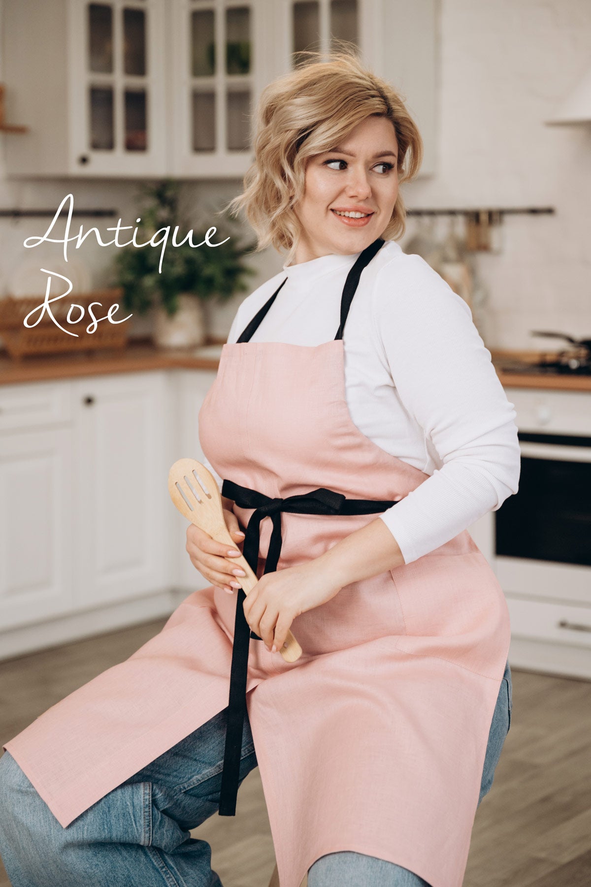 Potters apron in pink linen, split leg