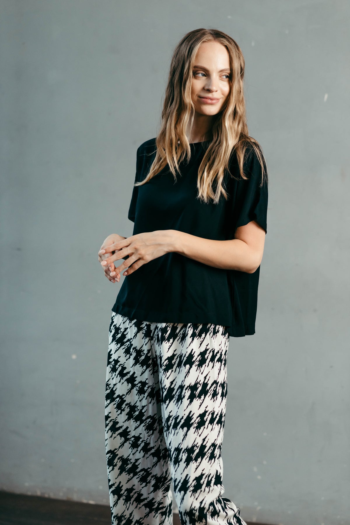 Boat neck viscose pyjamas styled as loungewear