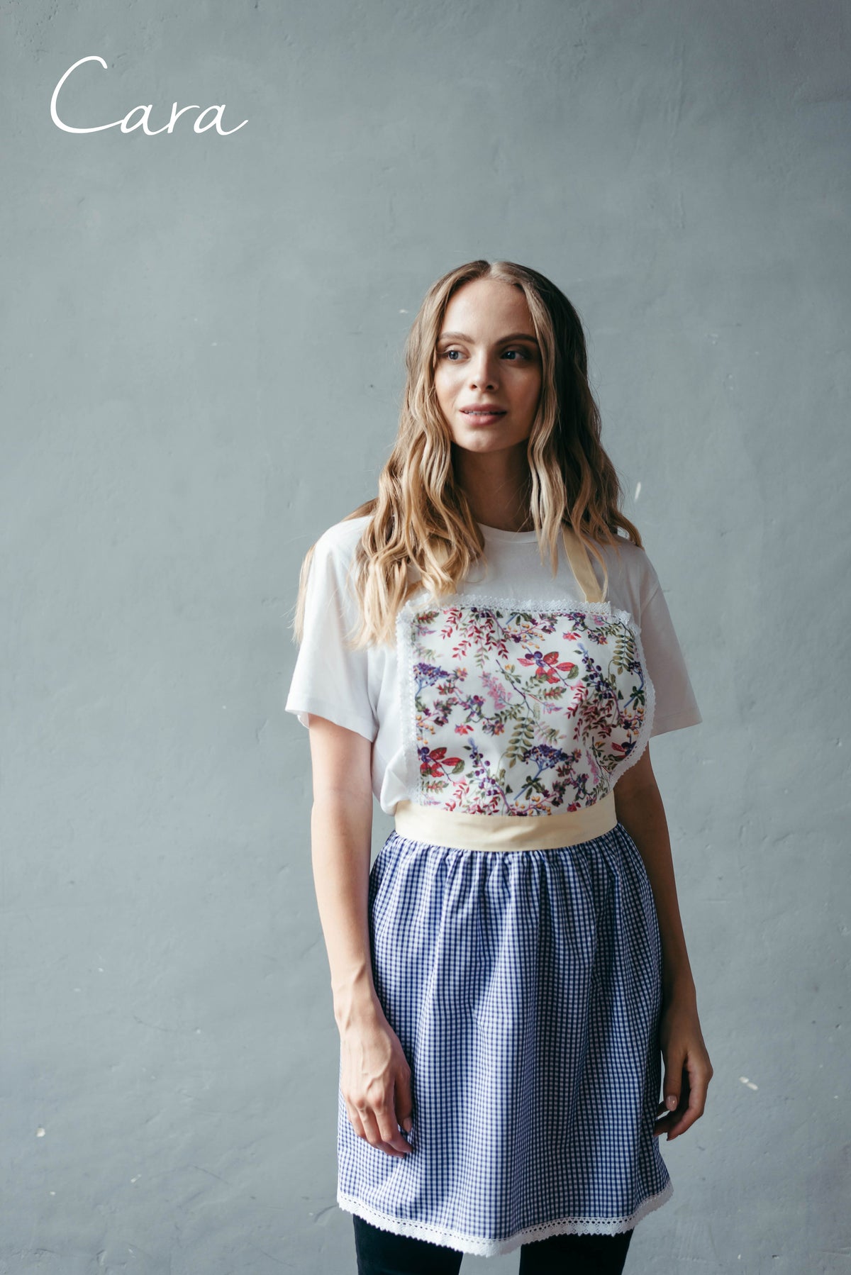 Cara lilac gingham matching aprons for women and kids