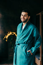 Men's linen bathrobe, linen fabric detail