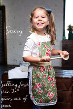 Lace apron print and trim detail